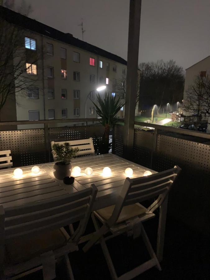 Holiday Home Cologne With Balkon - Near Koelnmesse - Temporary Living- מראה חיצוני תמונה